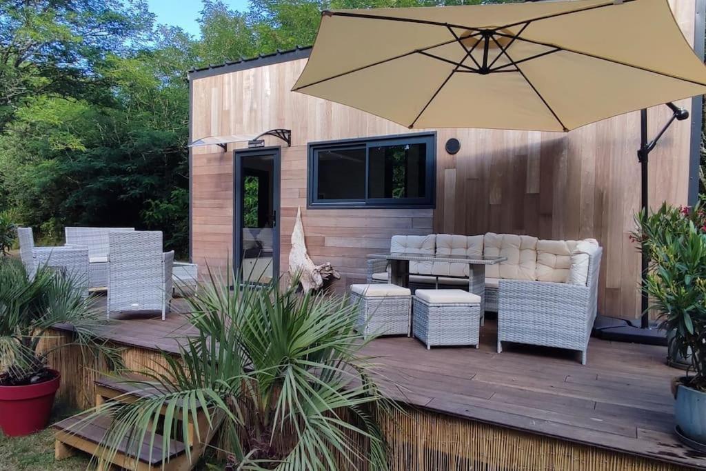 فيلا Tiny House Chez Caroline Gaillan-en-Médoc المظهر الخارجي الصورة